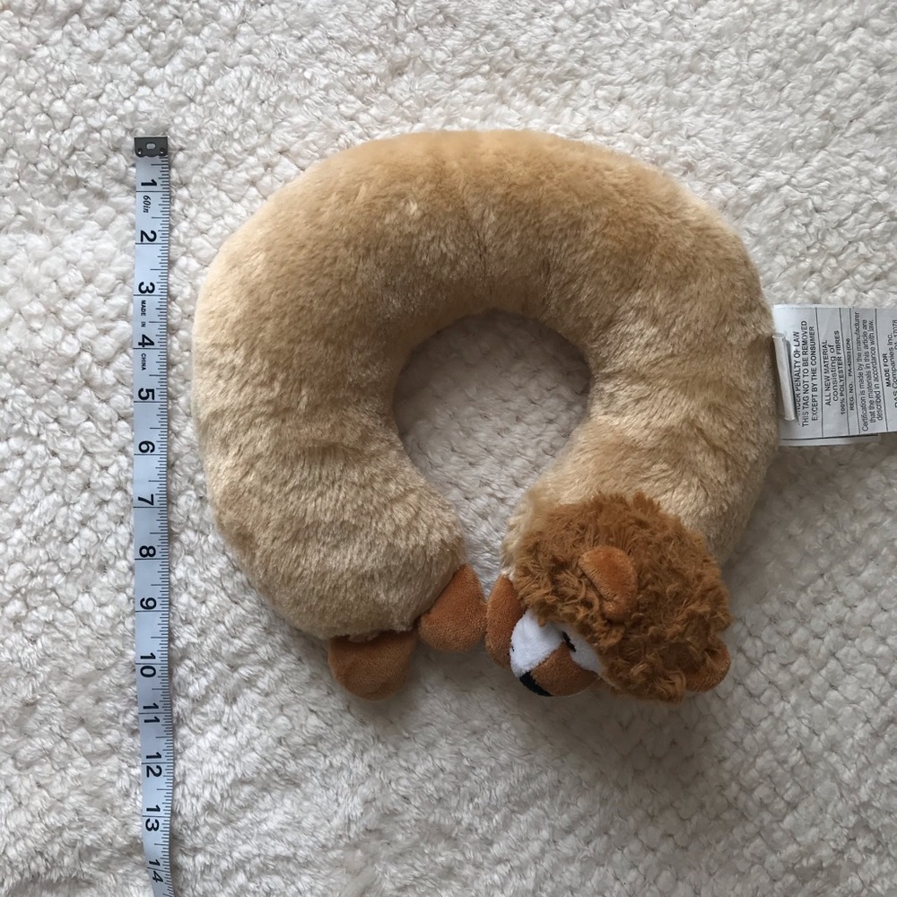 Kids Rounded Travel Pillow - Picture 5 of 6